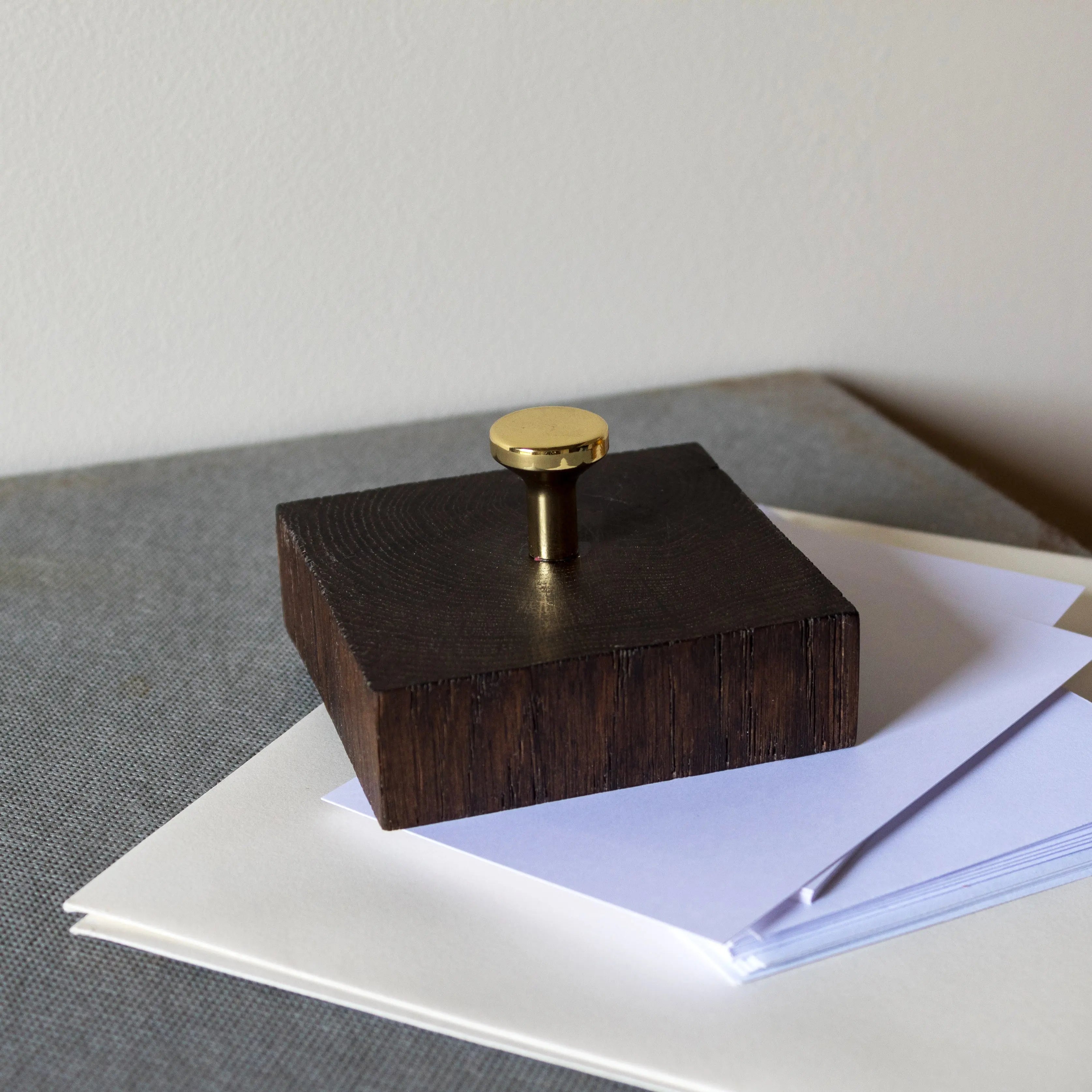 SUBTIL - presse-Papiers Tomasz Marcus
